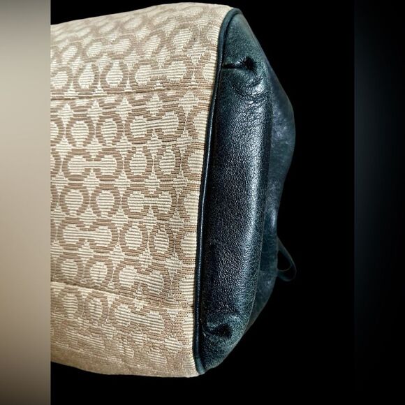 Coach Signature Madison Cafe Carryall - Picture 8 of 16